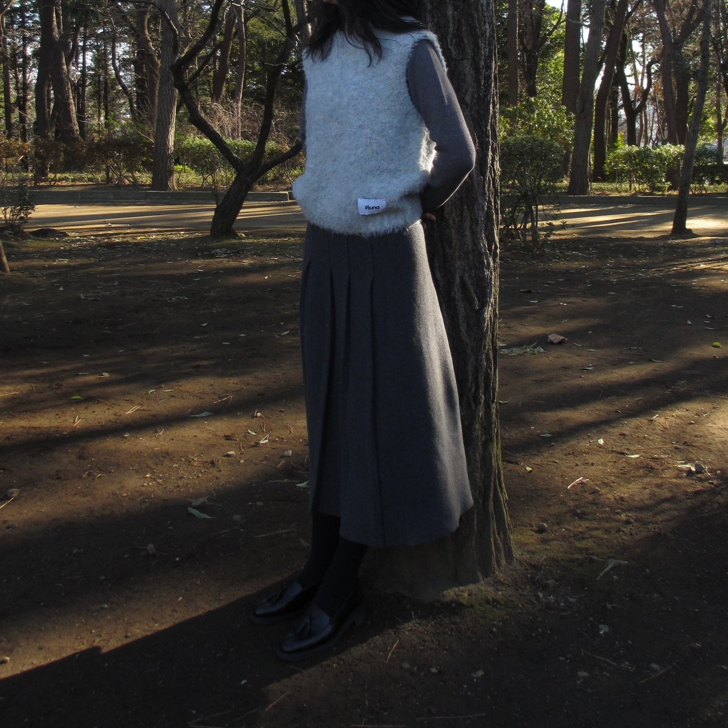 gray pleats midi skirt