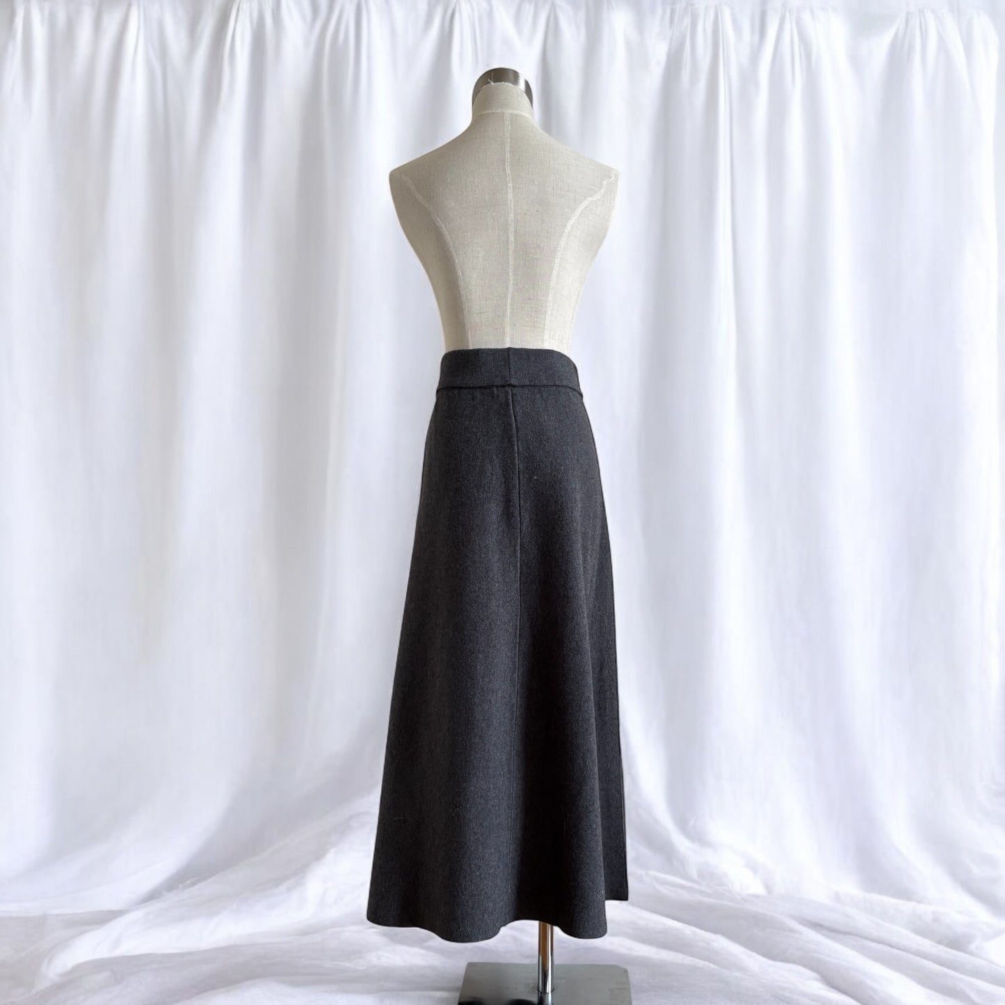 gray pleats midi skirt