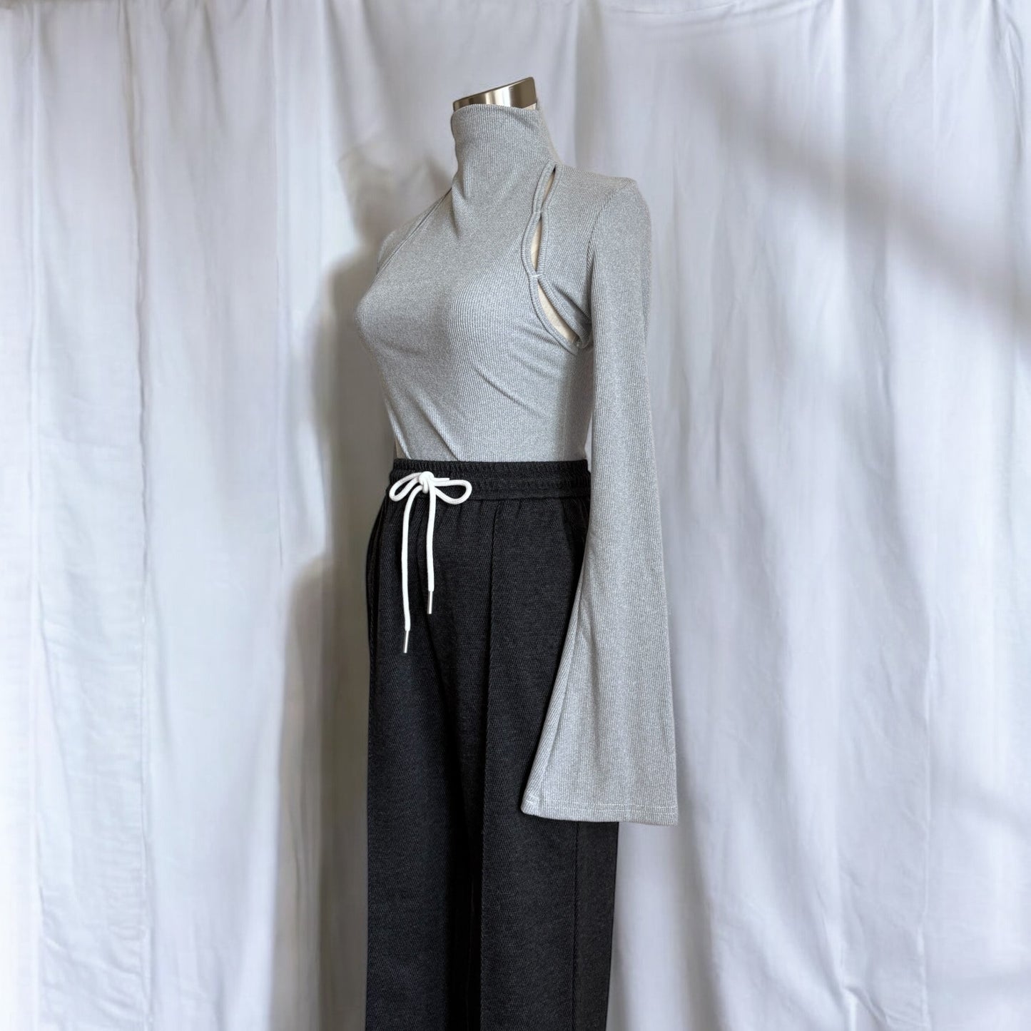 flare sleeve cutout pullover